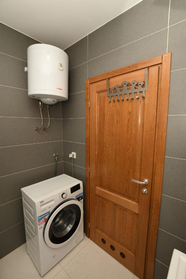 Sky Way Studio Apartment SJJ Esterno foto