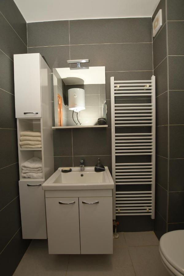 Sky Way Studio Apartment SJJ Esterno foto