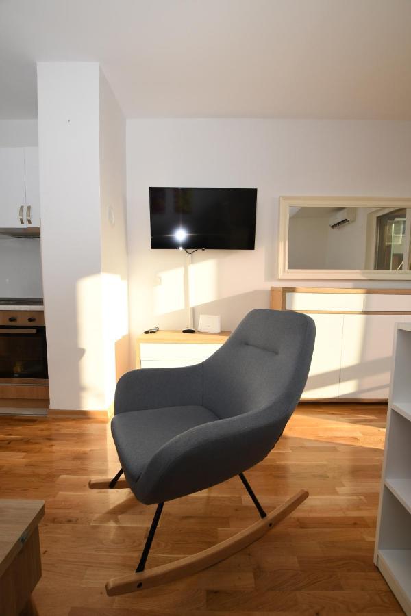 Sky Way Studio Apartment SJJ Esterno foto