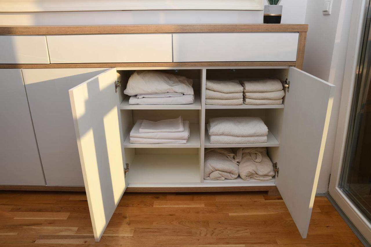 Sky Way Studio Apartment SJJ Esterno foto
