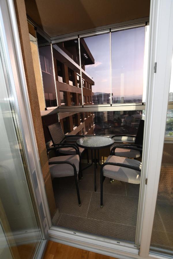 Sky Way Studio Apartment SJJ Esterno foto