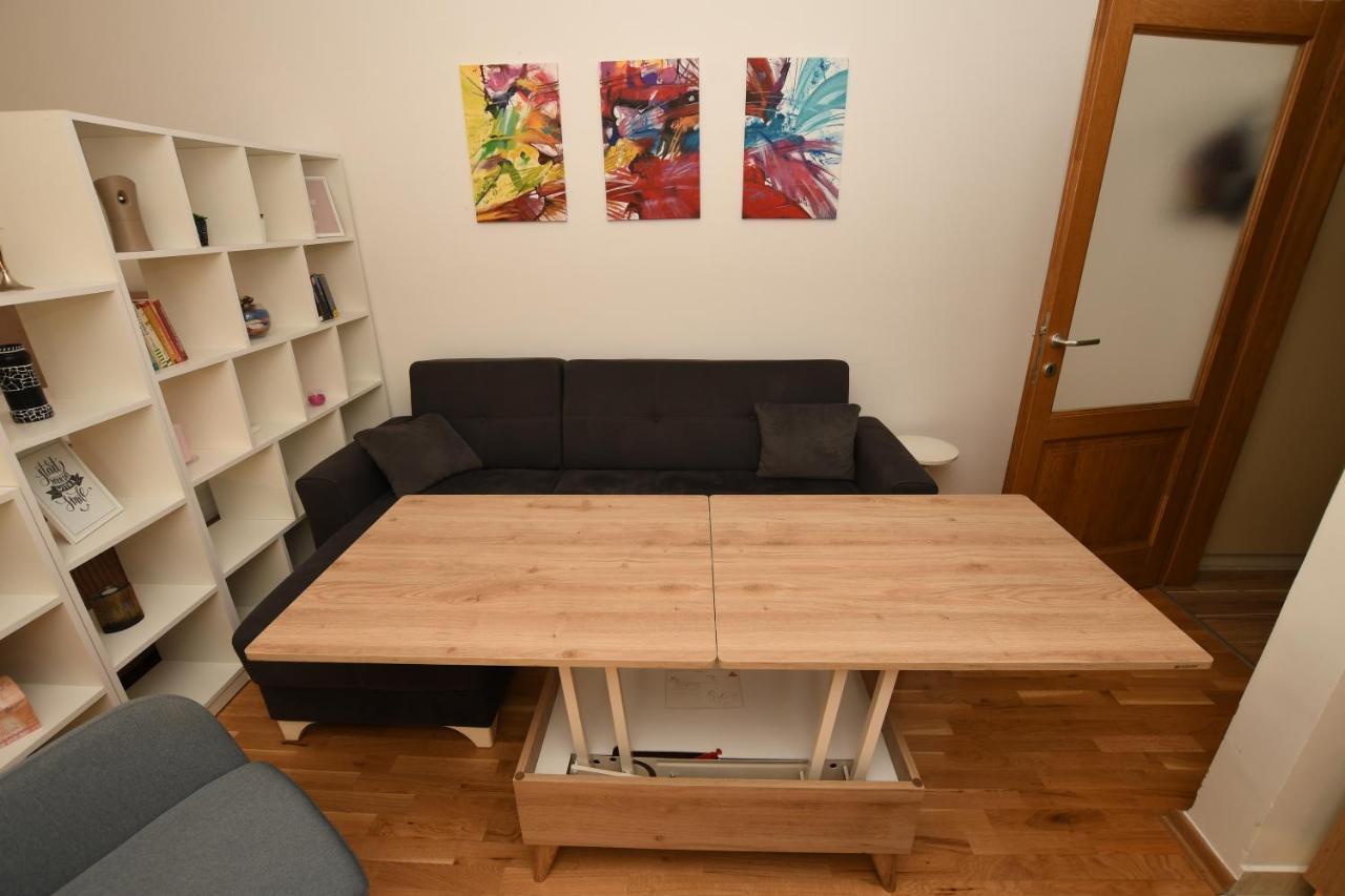Sky Way Studio Apartment SJJ Esterno foto