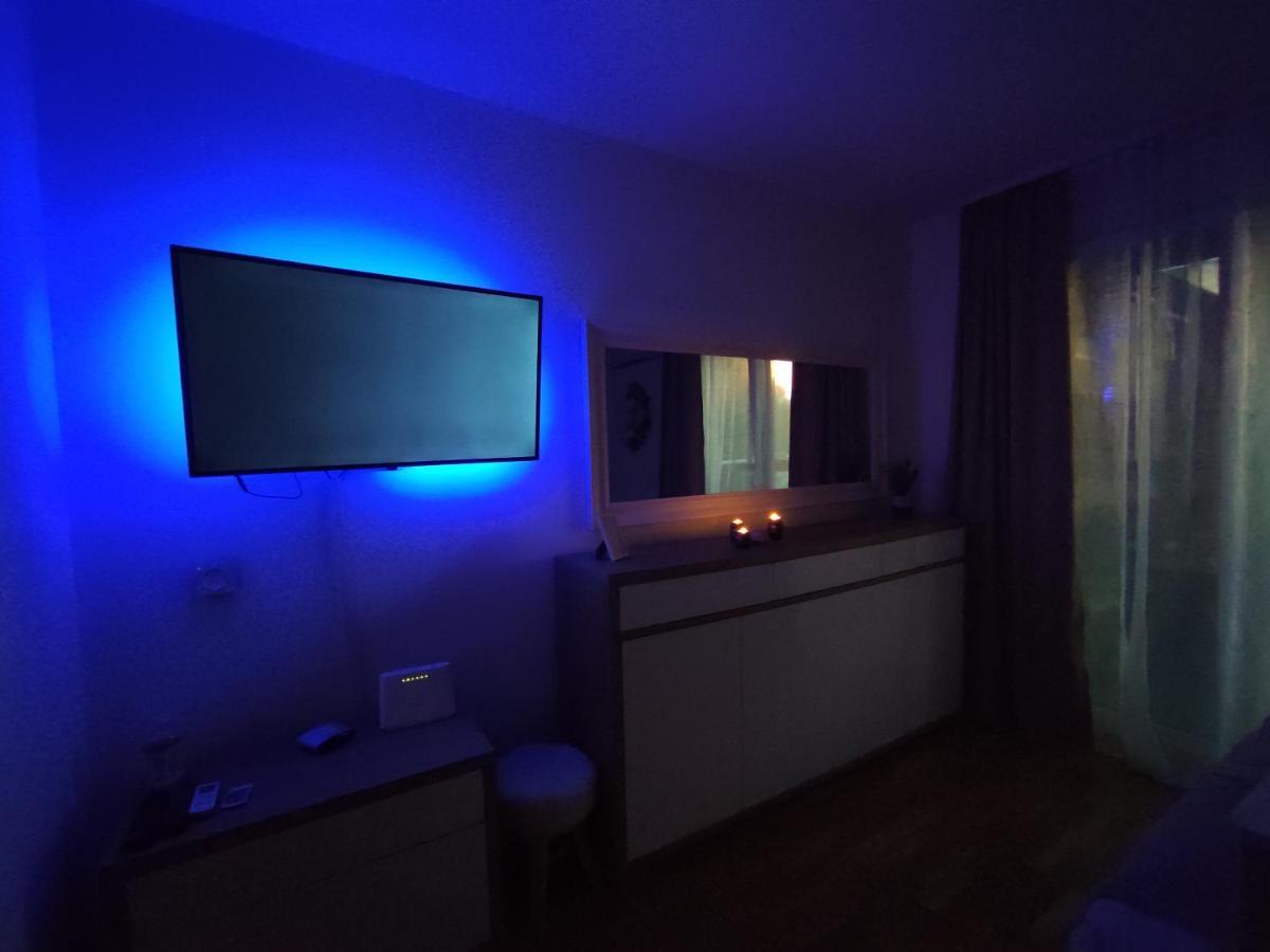 Sky Way Studio Apartment SJJ Esterno foto